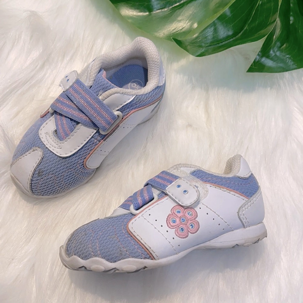 🌺smartfit nonslip Velcro toddler sneakers 5.5